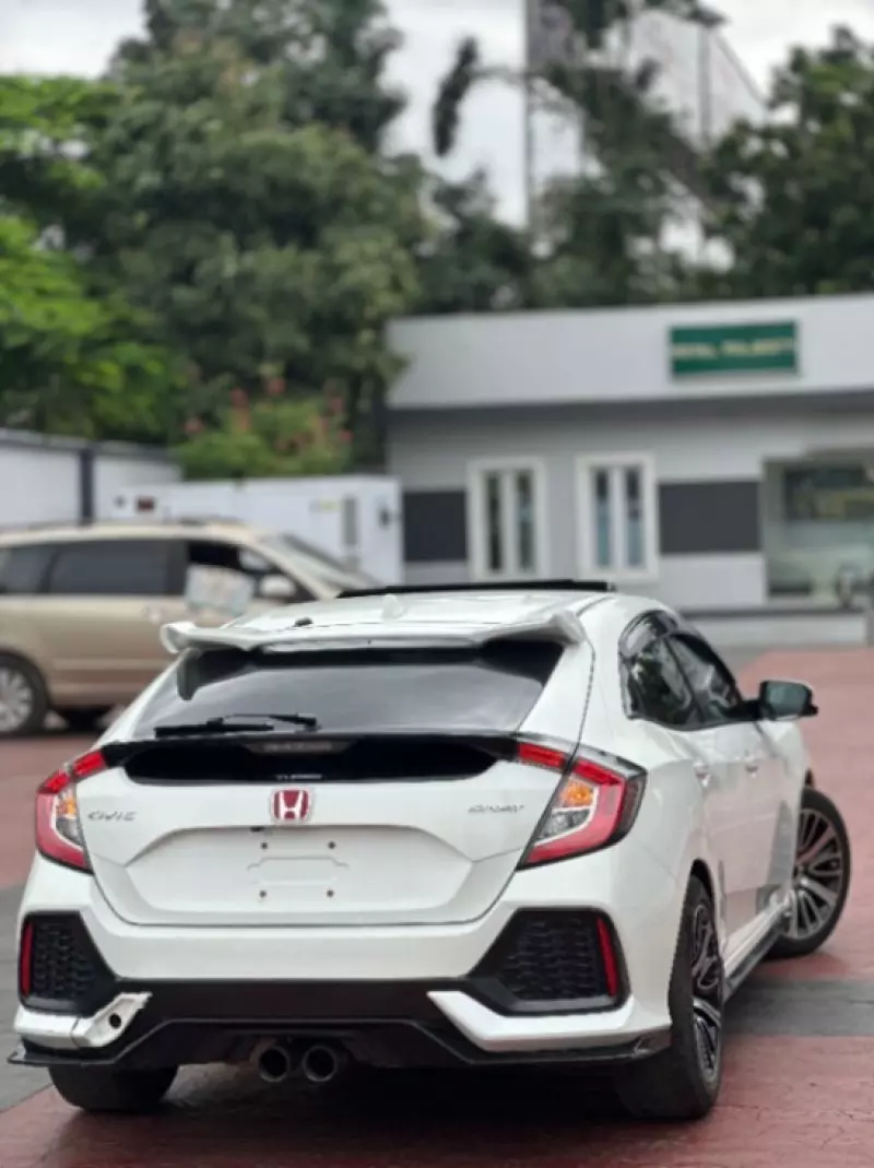 Honda Civic   - 2017