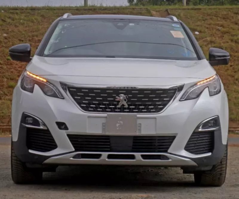 Peugeot 3008   - 2018