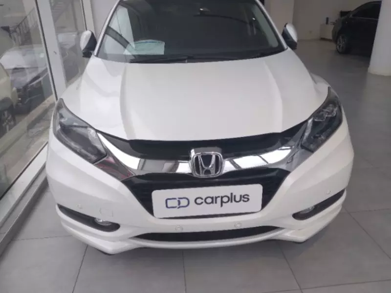 Honda Vezel    - 2016
