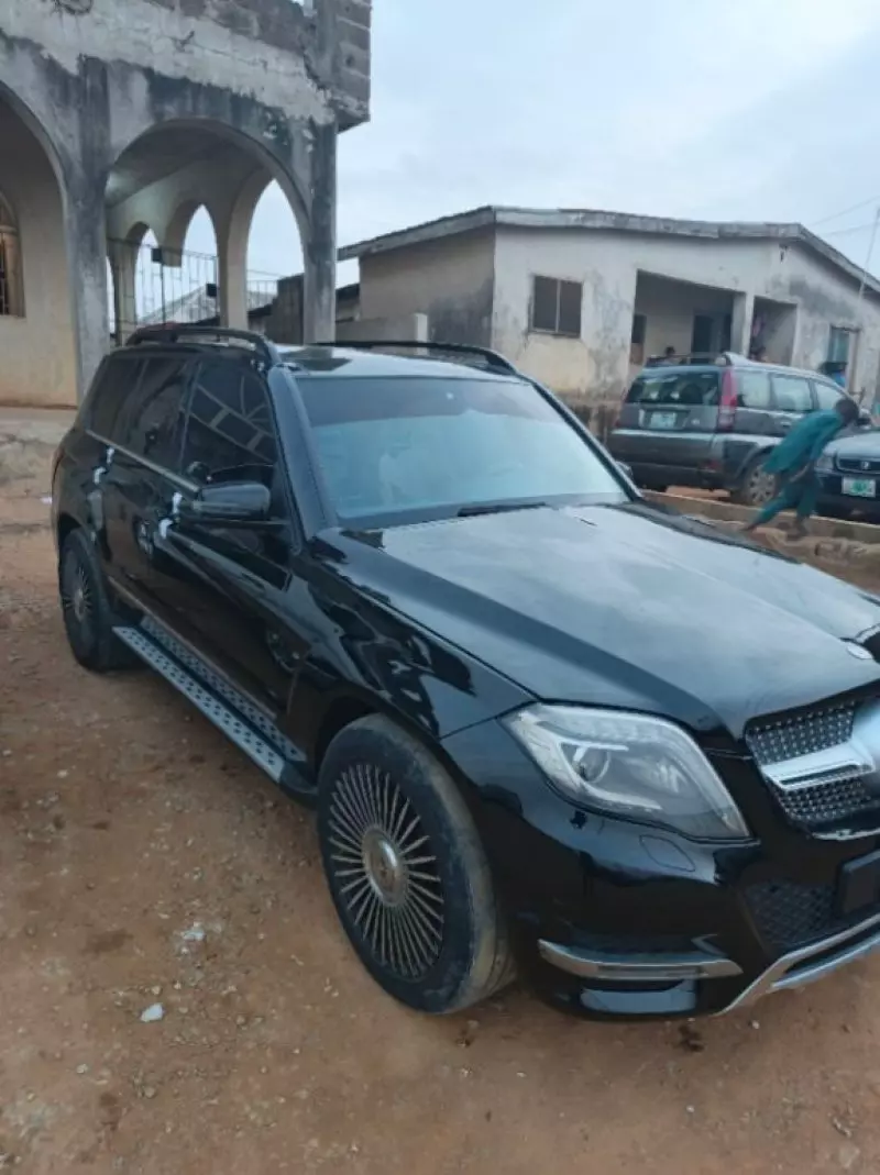Mercedes-Benz GLK 350   - 2014