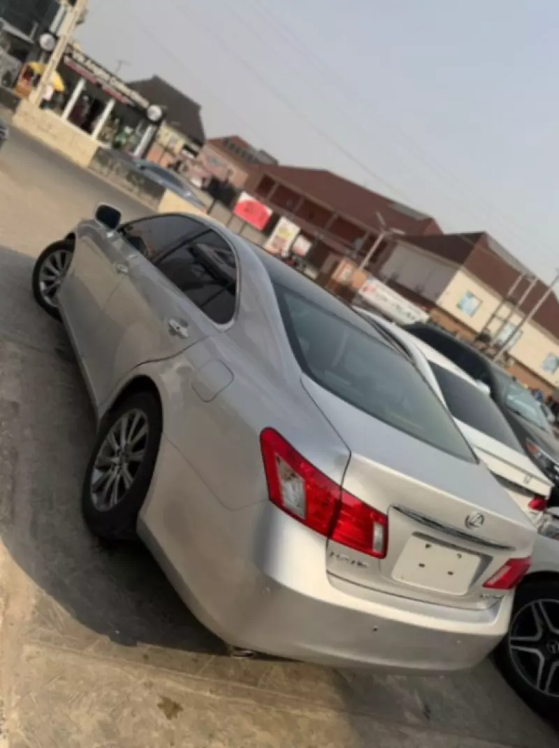 Lexus ES 350
