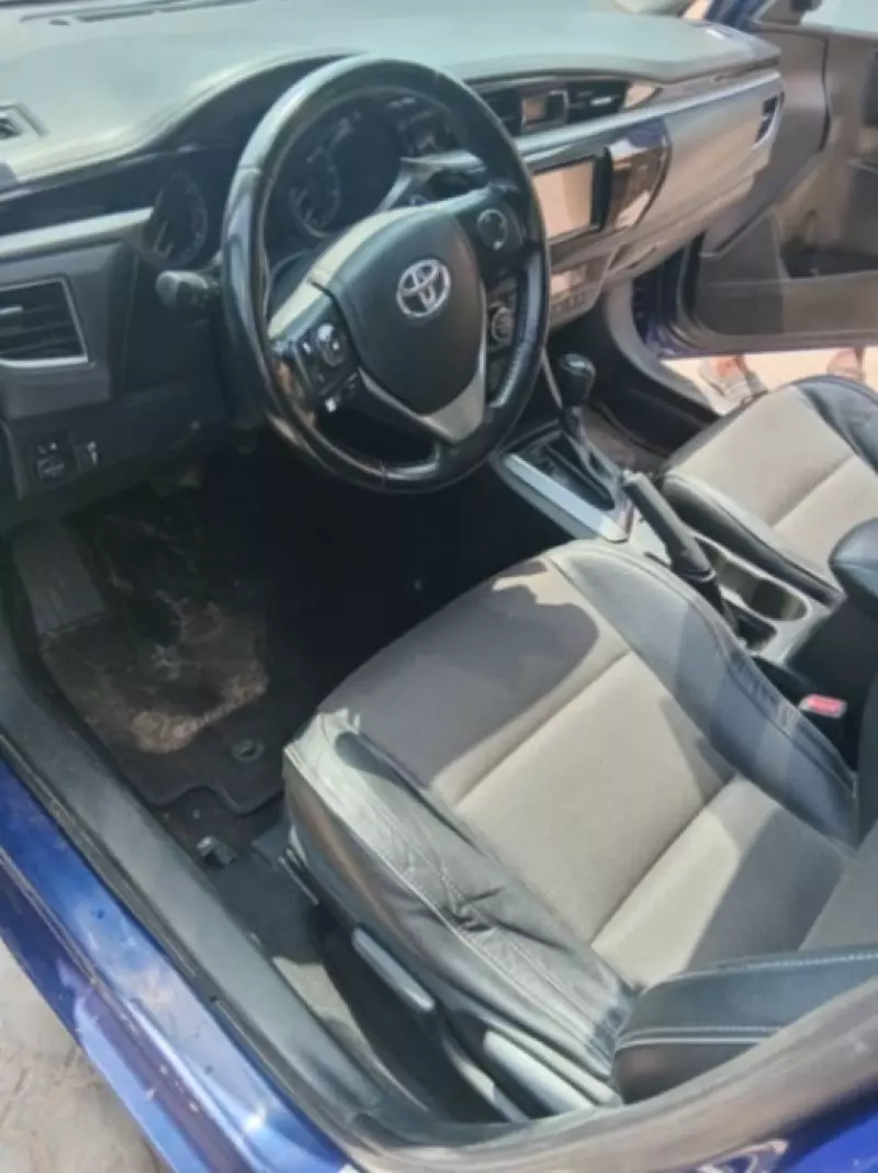 Toyota Corolla   - 2013