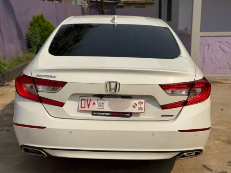 Honda Accord   - 2019