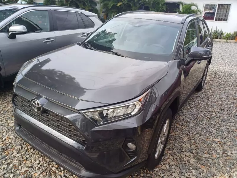 Toyota RAV 4   - 2020