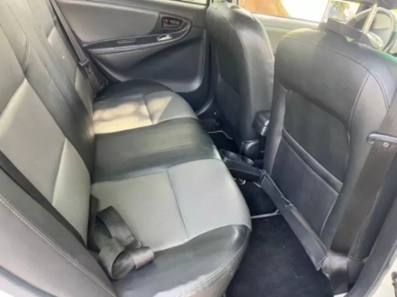 Toyota Vios   - 2010