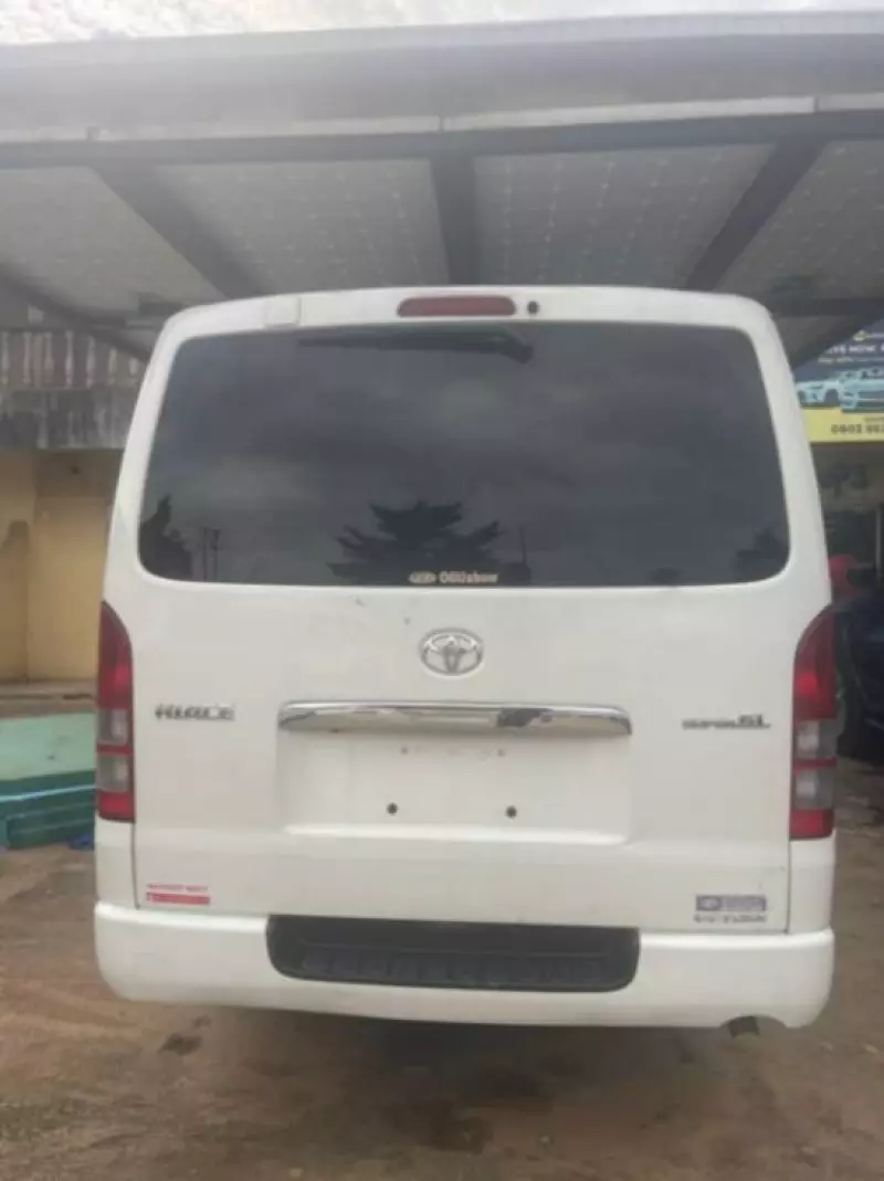Toyota Hiace