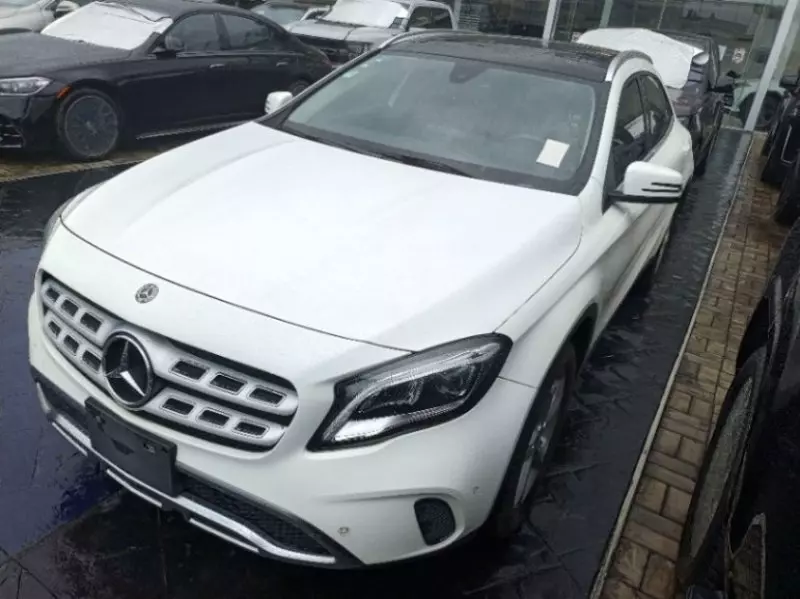 Mercedes-Benz GLA 200   - 2020