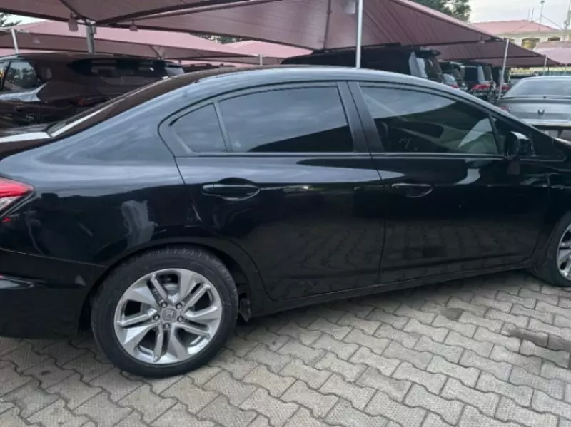 Honda Civic   - 2012