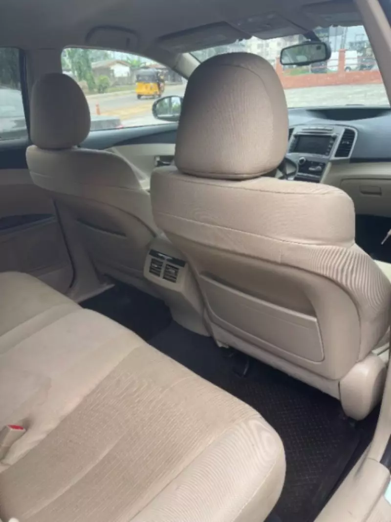Toyota Venza   - 2010