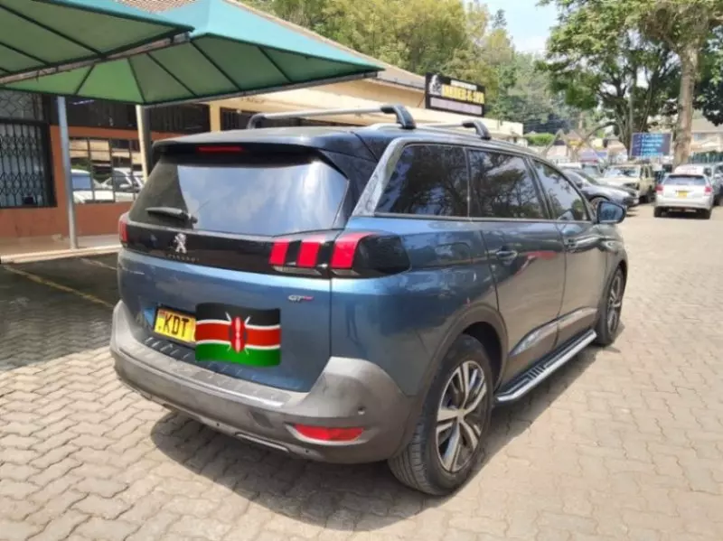 Peugeot 5008   - 2018