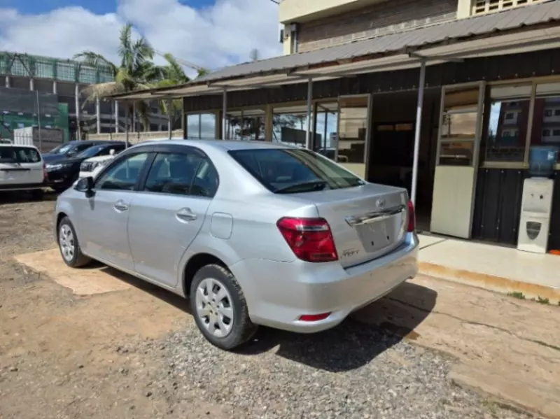 Toyota Axio    - 2018
