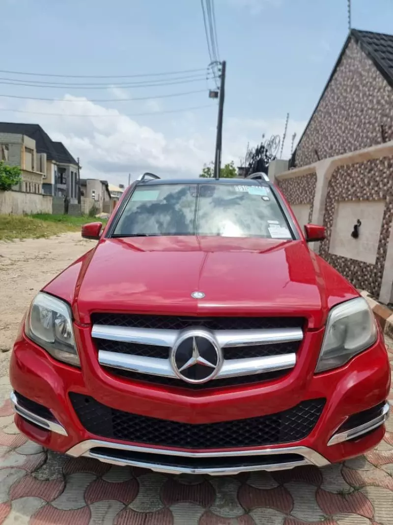 Mercedes-Benz GLK 350   - 2014