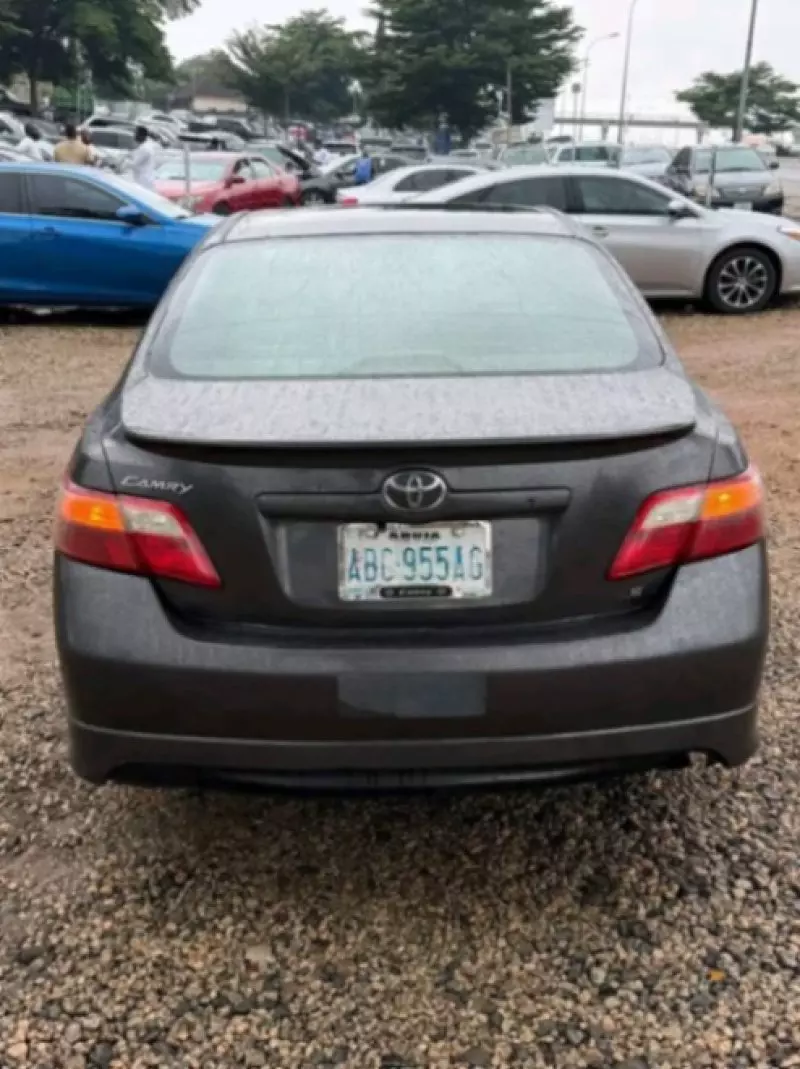 Toyota Camry   - 2007
