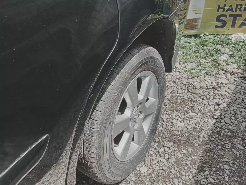 Toyota Harrier   - 2005