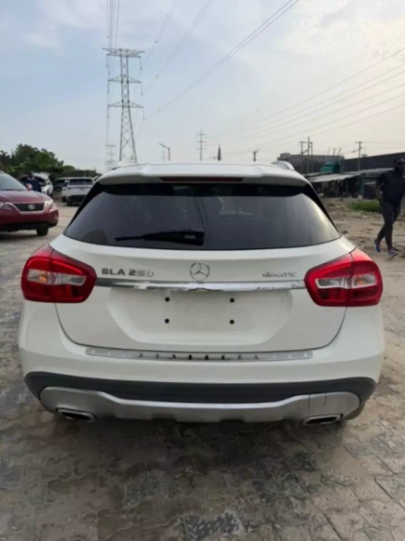 Mercedes-Benz GLA 250