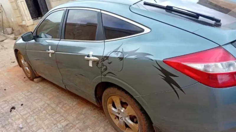 Honda Crosstour   - 2010