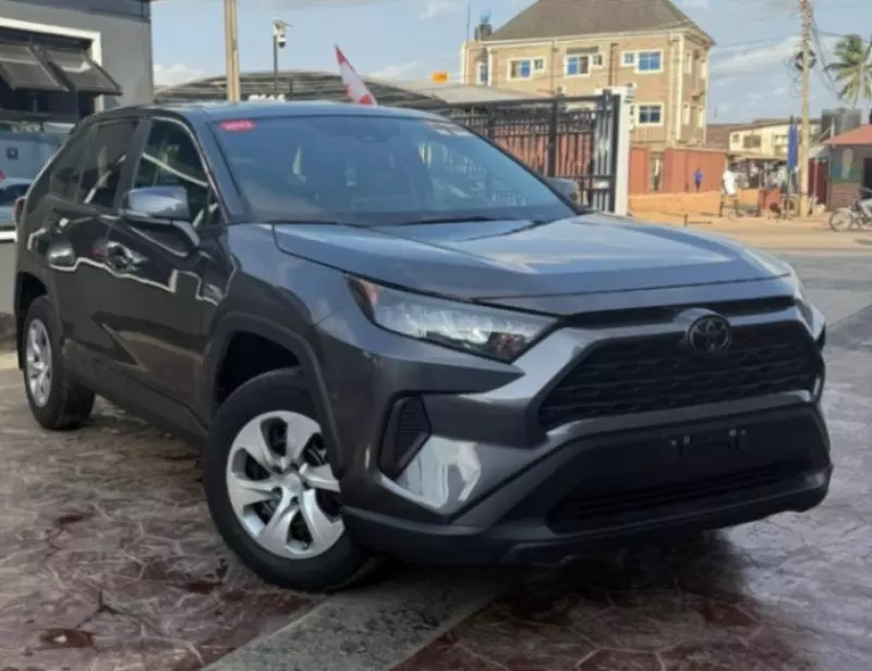 Toyota RAV 4   - 2022