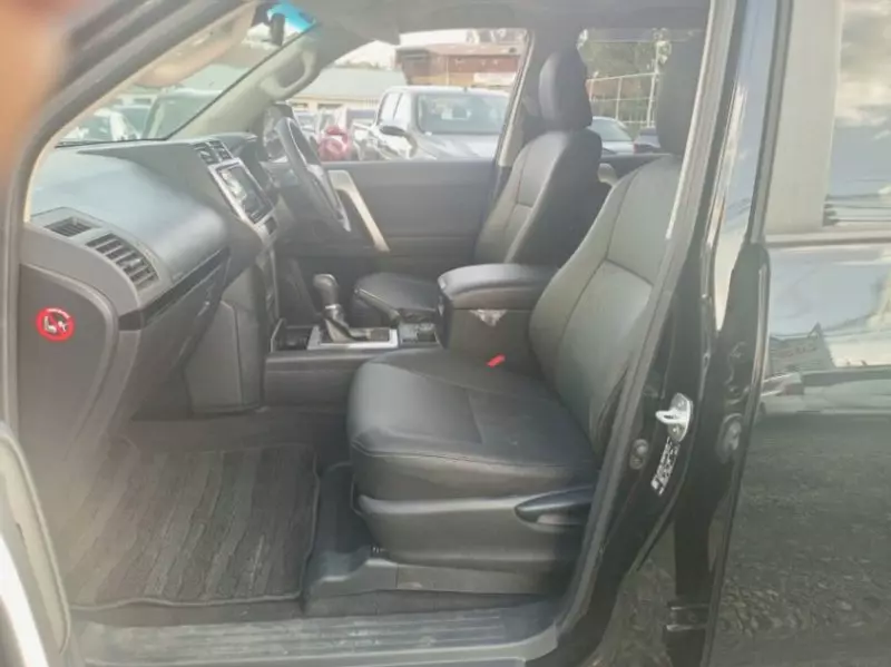 Toyota Landcruiser Prado   - 2019
