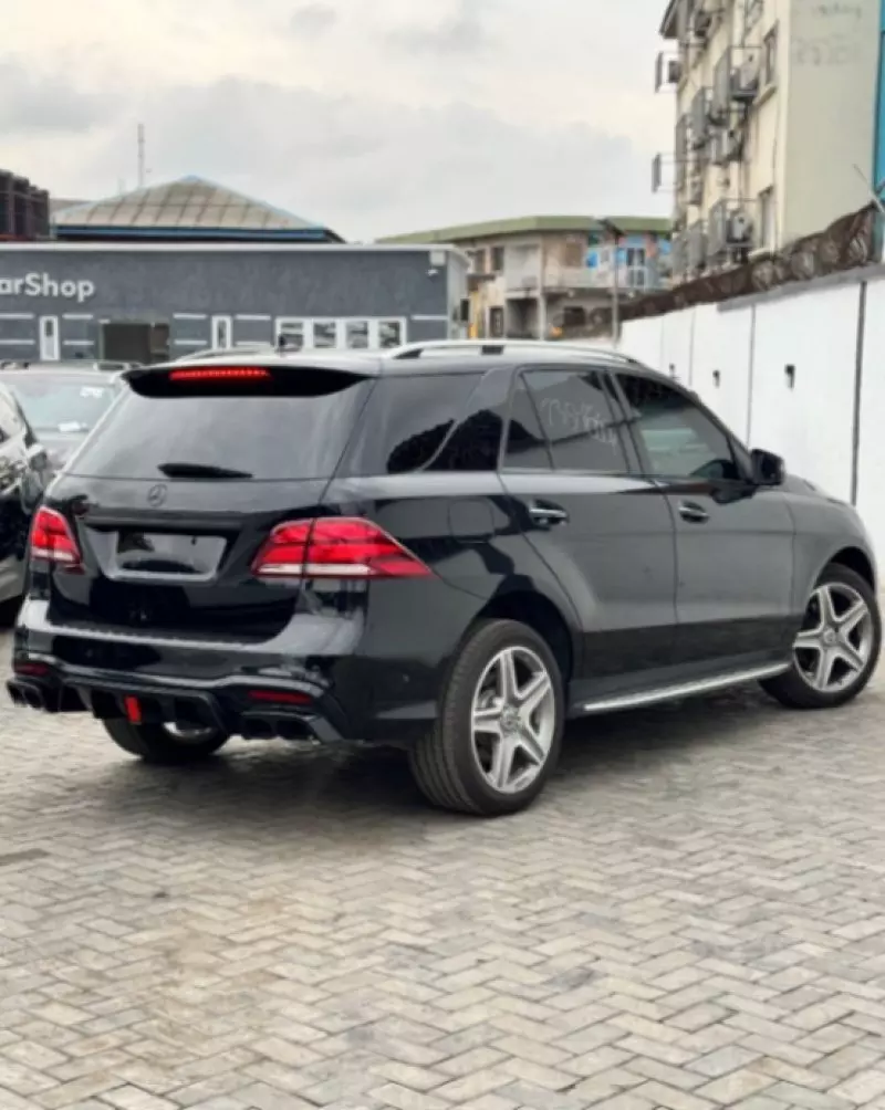 Mercedes-Benz GLE 350   - 2017