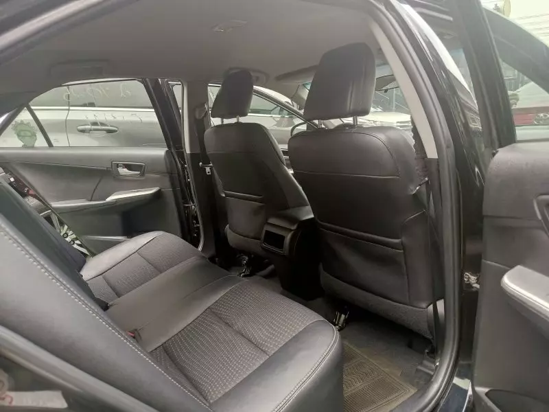 Toyota Camry   - 2013
