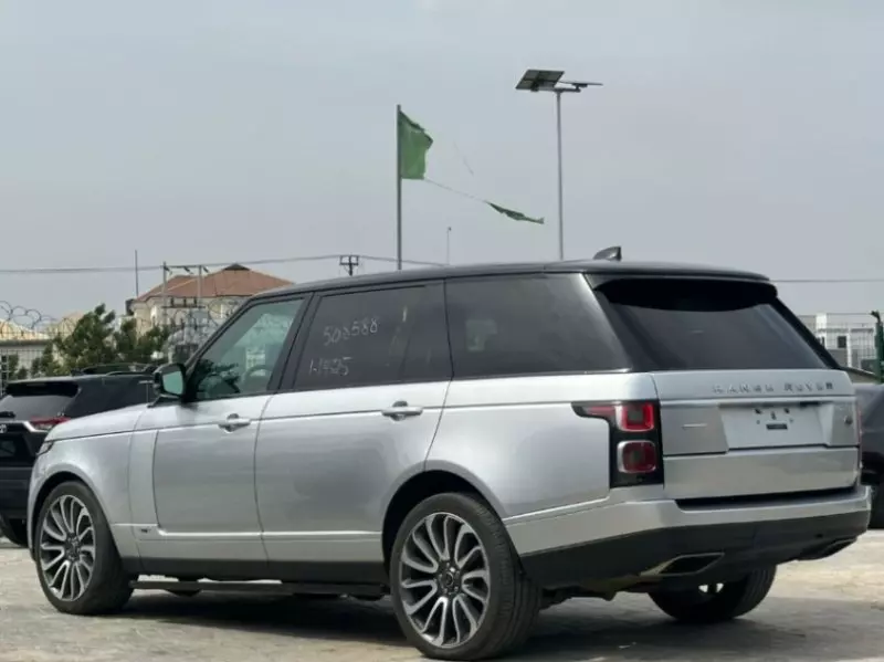 Land Rover Range Rover   - 2018