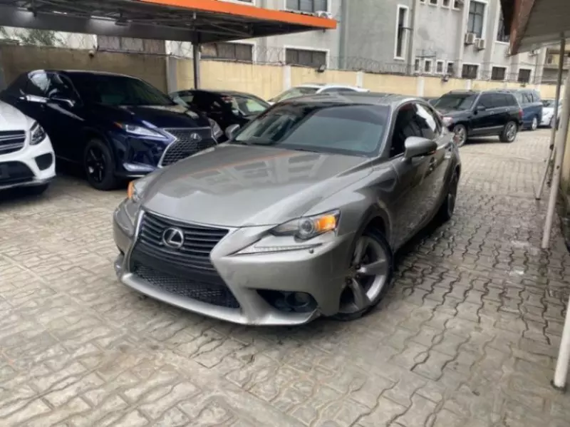 Lexus IS 250