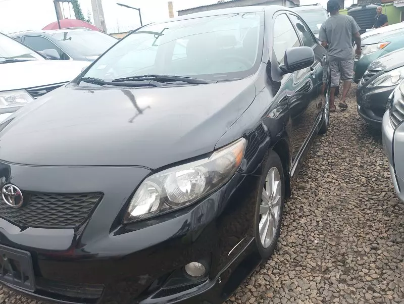 Toyota Corolla Sport   - 2009