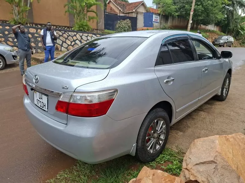 Toyota Premio    - 2007