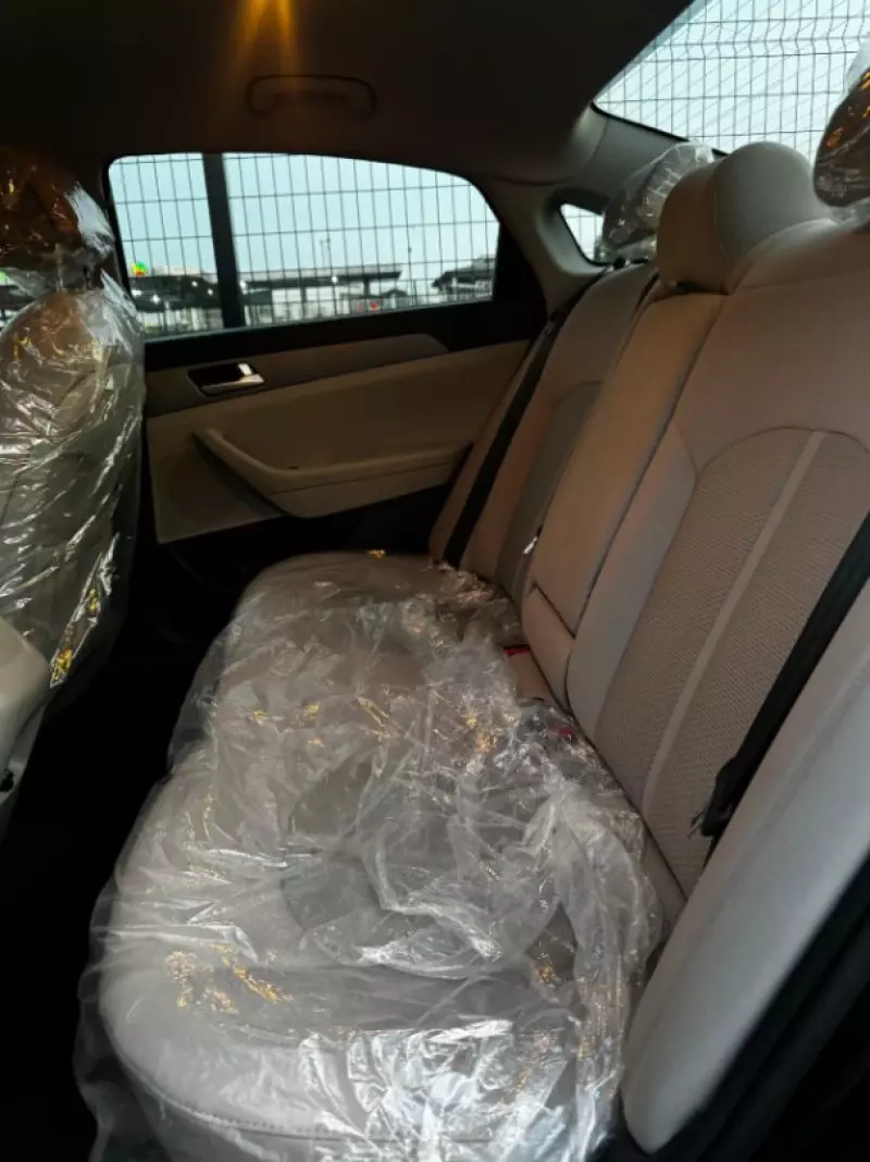 Hyundai Sonata   - 2015