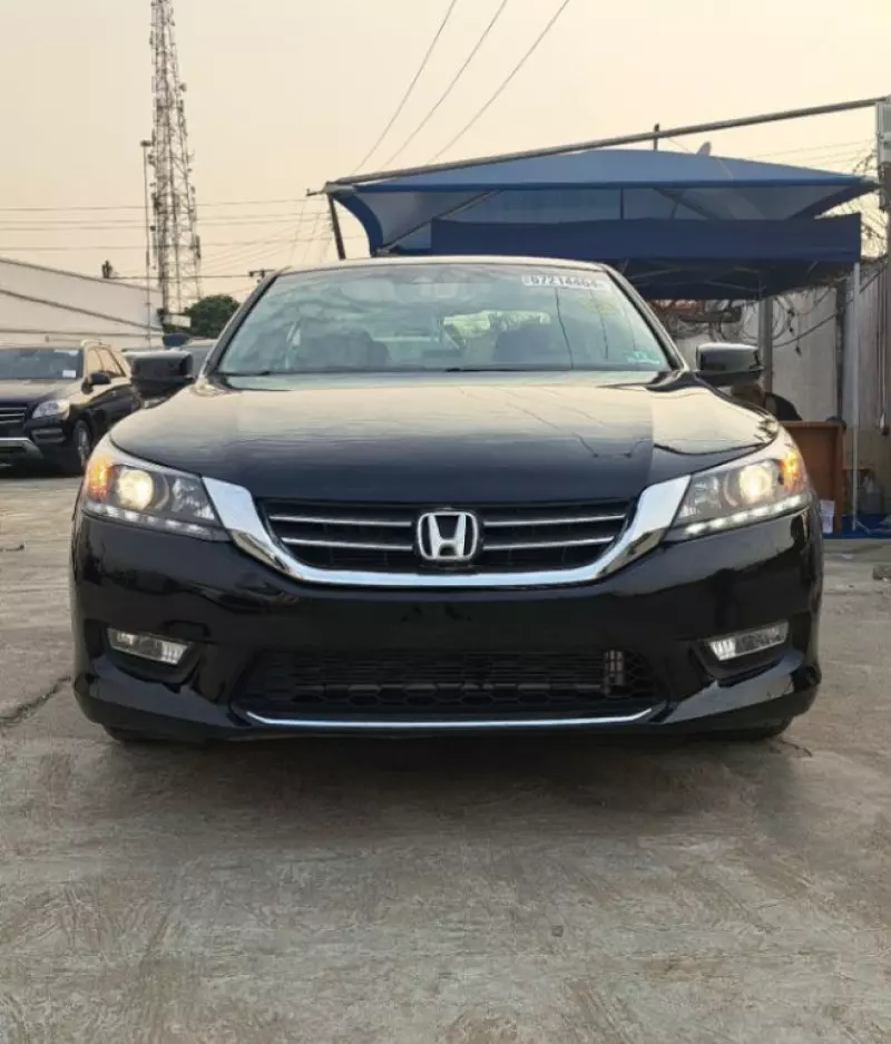 Honda Accord   - 2013