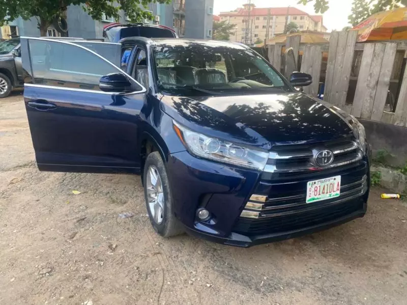 Toyota Highlander - 2016