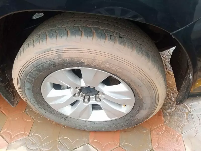 Toyota Hilux   - 2017