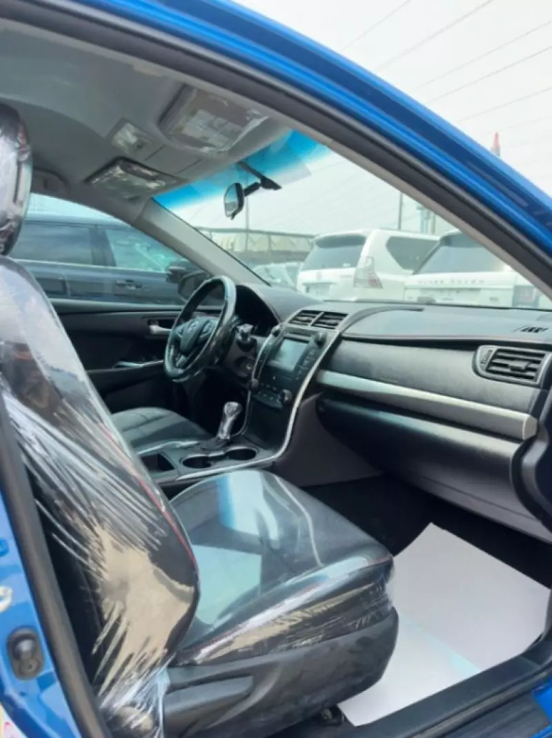 Toyota Camry   - 2017