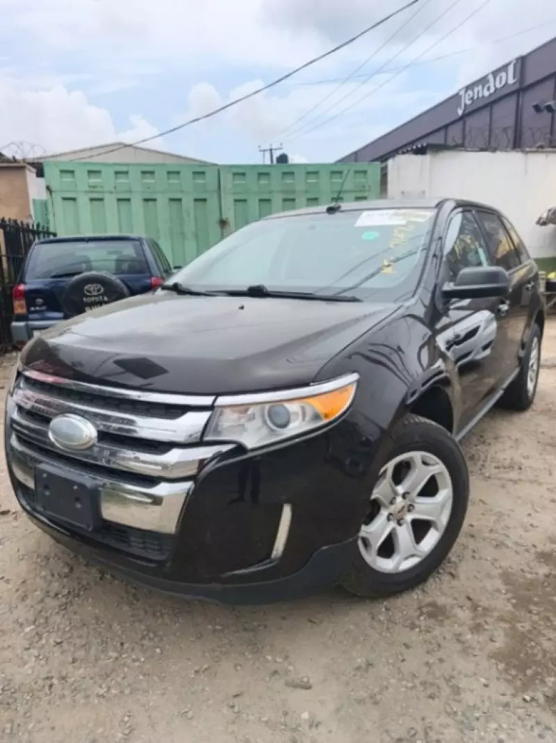 Ford Edge   - 2013