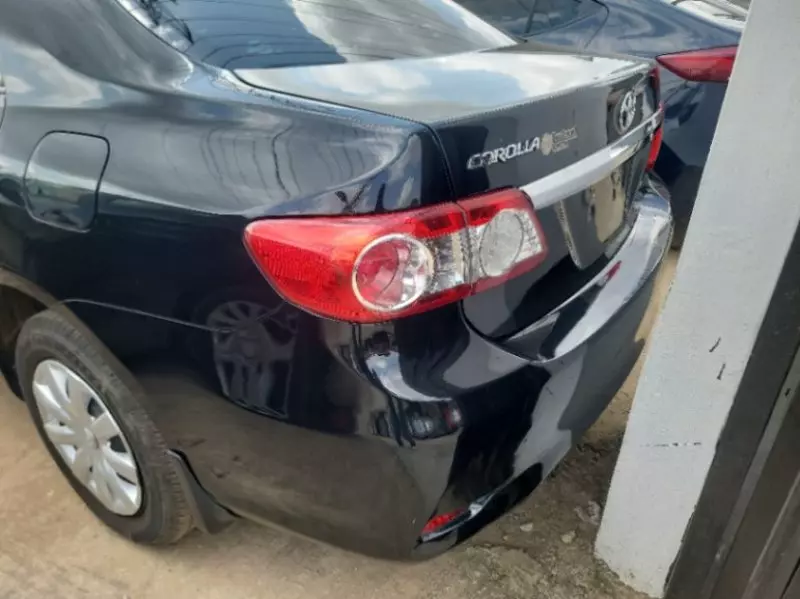 Toyota Corolla   - 2011