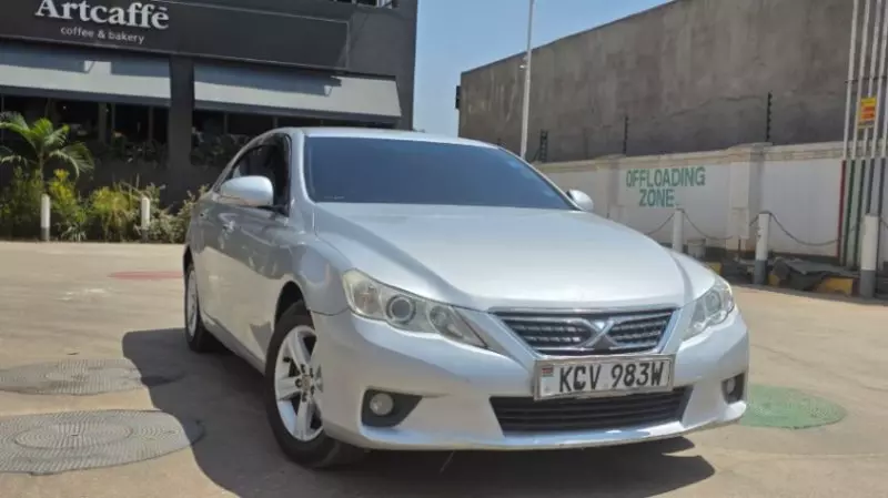 Toyota Mark X   - 2012