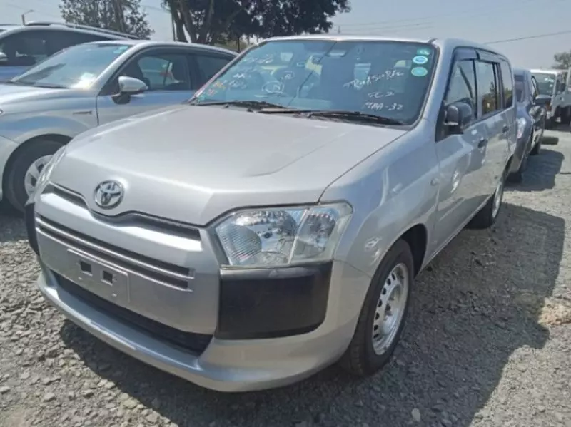 Toyota Succeed    - 2017