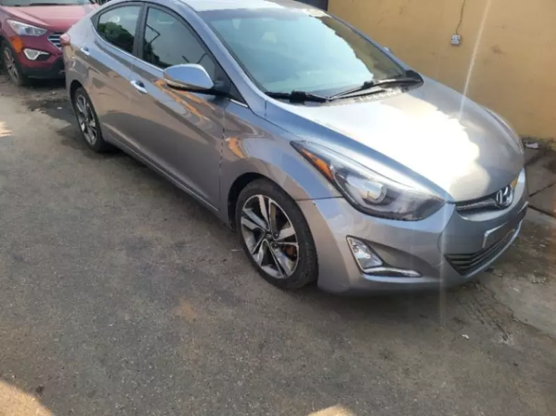 Hyundai Elantra   - 2015