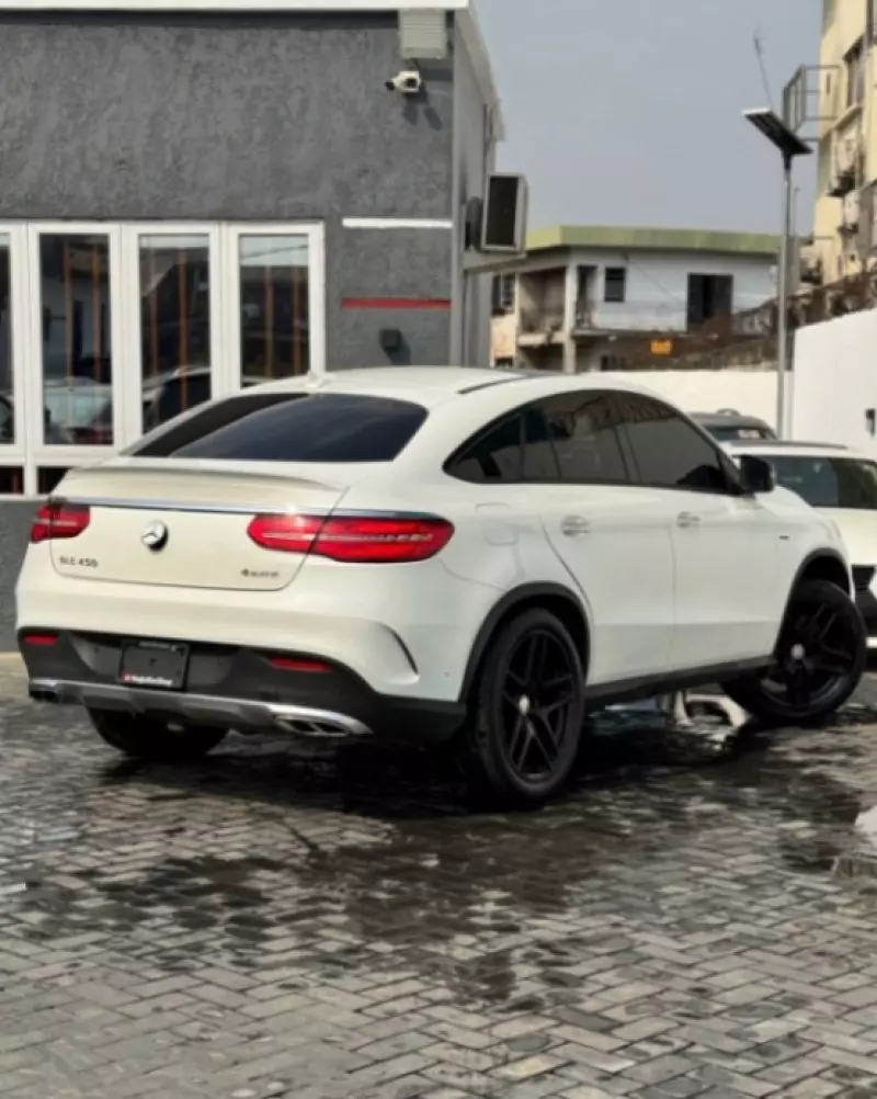 Mercedes-Benz GLE 450   - 2016