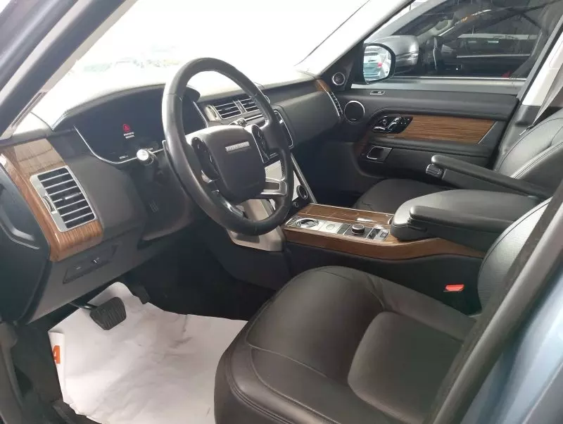Land Rover Range Rover Velar   - 2018