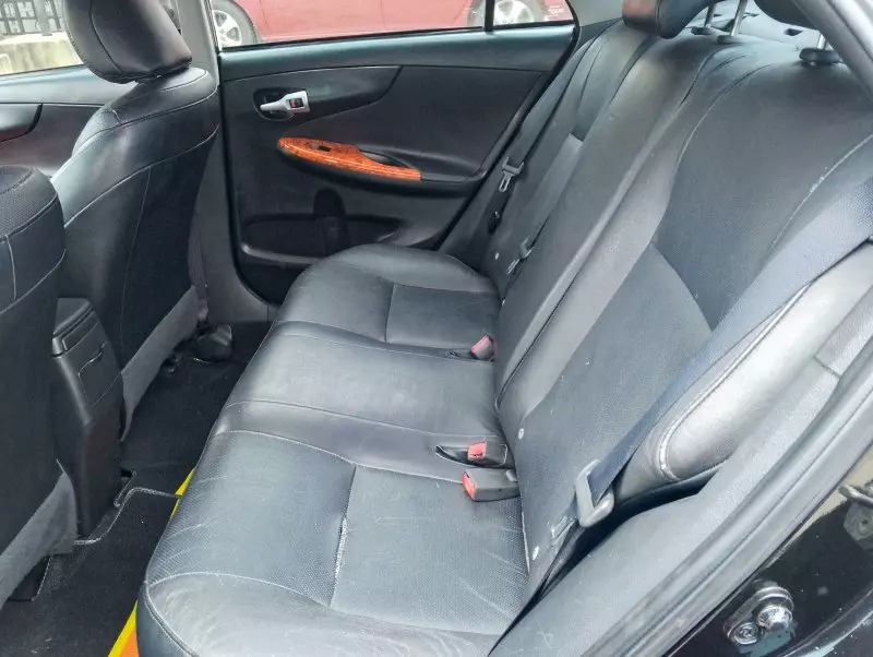 Toyota Corolla   - 2009