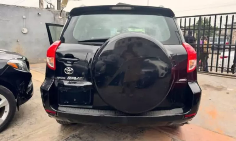 Toyota RAV 4   - 2007