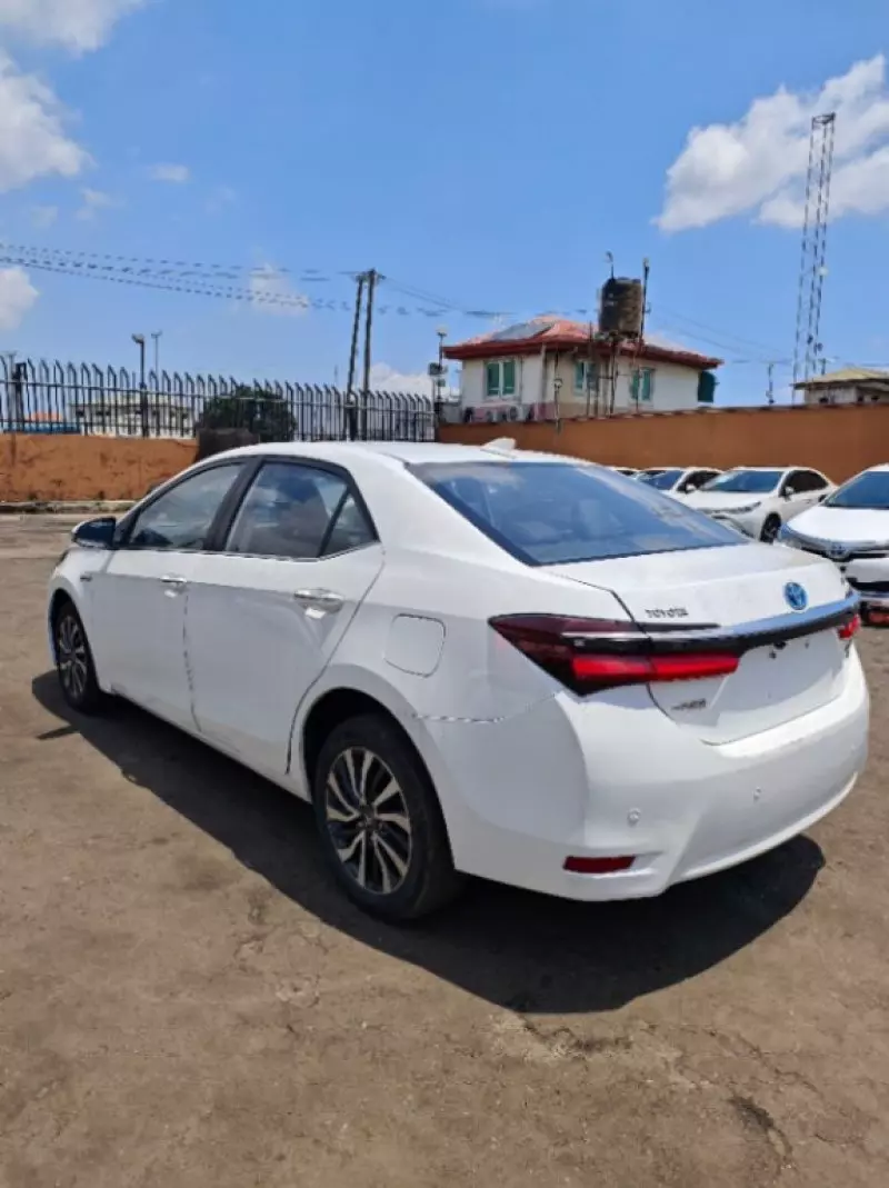 Toyota Corolla   - 2018