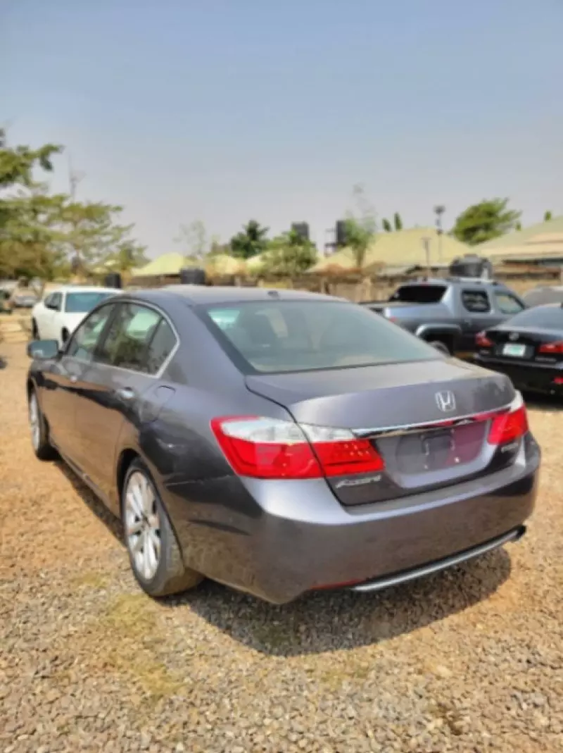 Honda Accord   - 2014