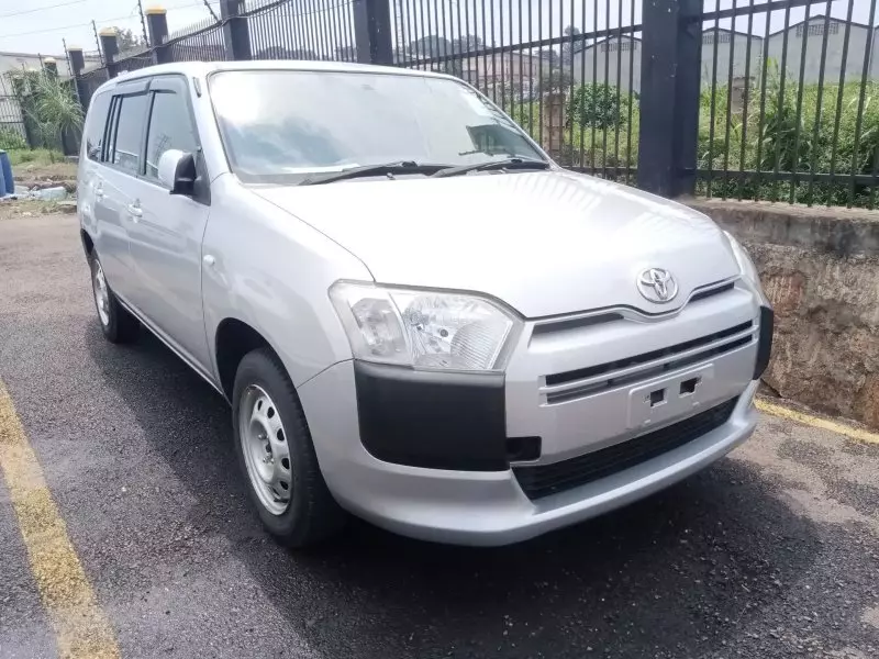 Toyota Probox    - 2015
