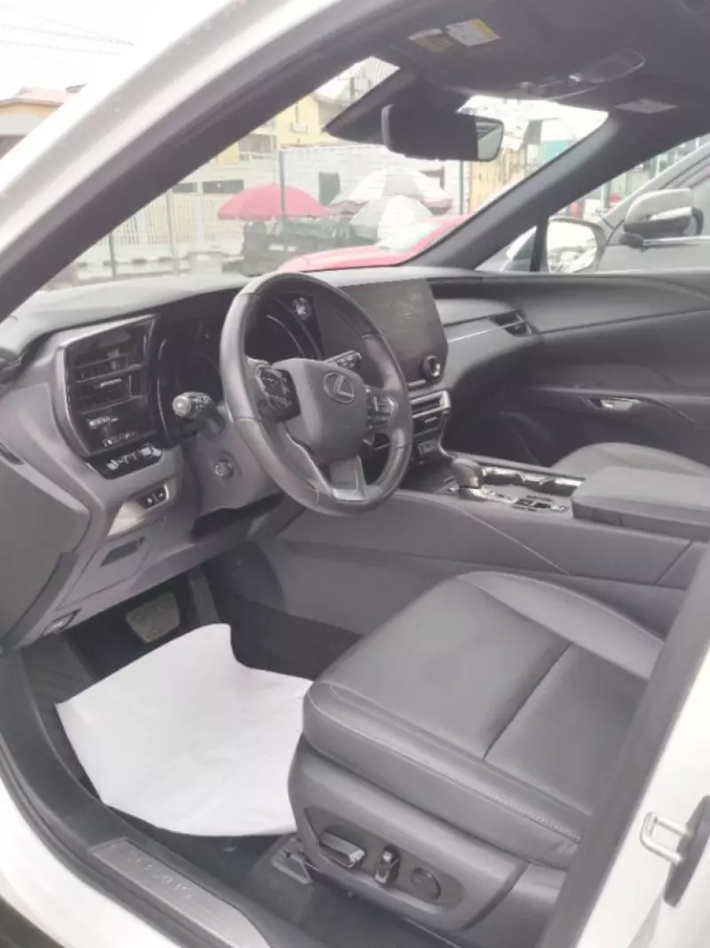 Lexus RX 350   - 2023