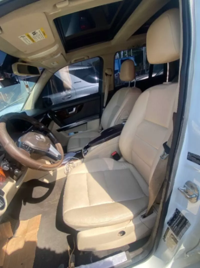 Mercedes-Benz GLK 350   - 2012