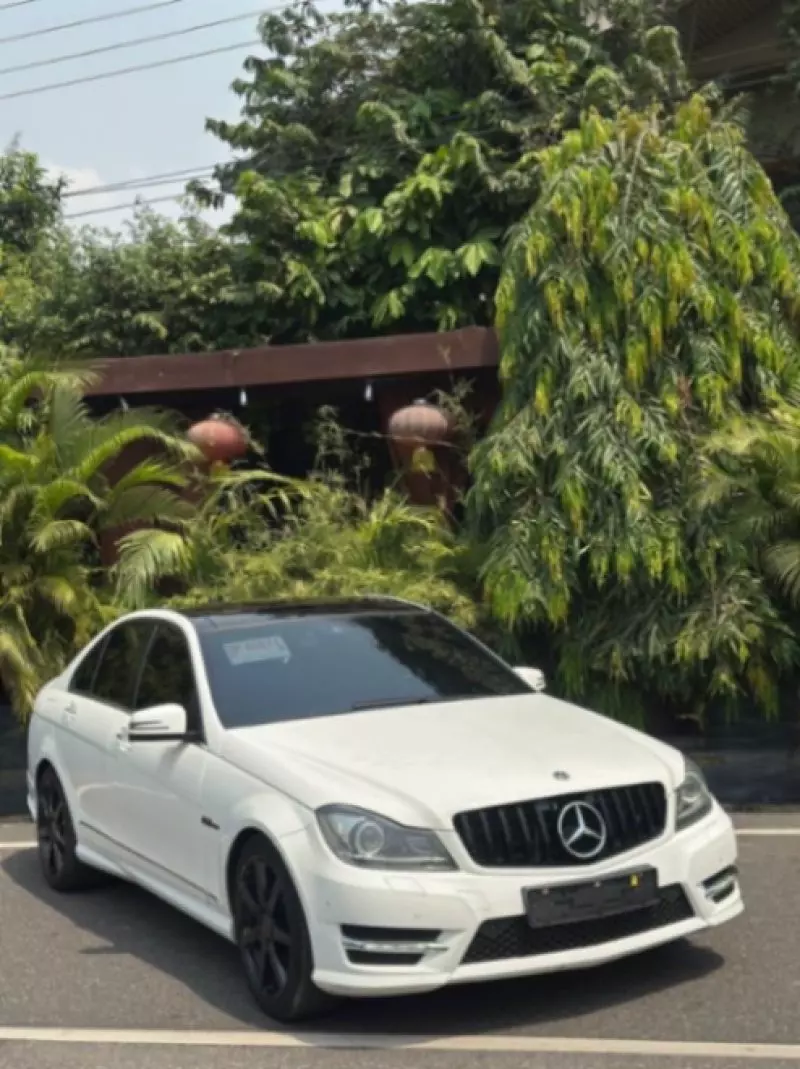 Mercedes-Benz C 250