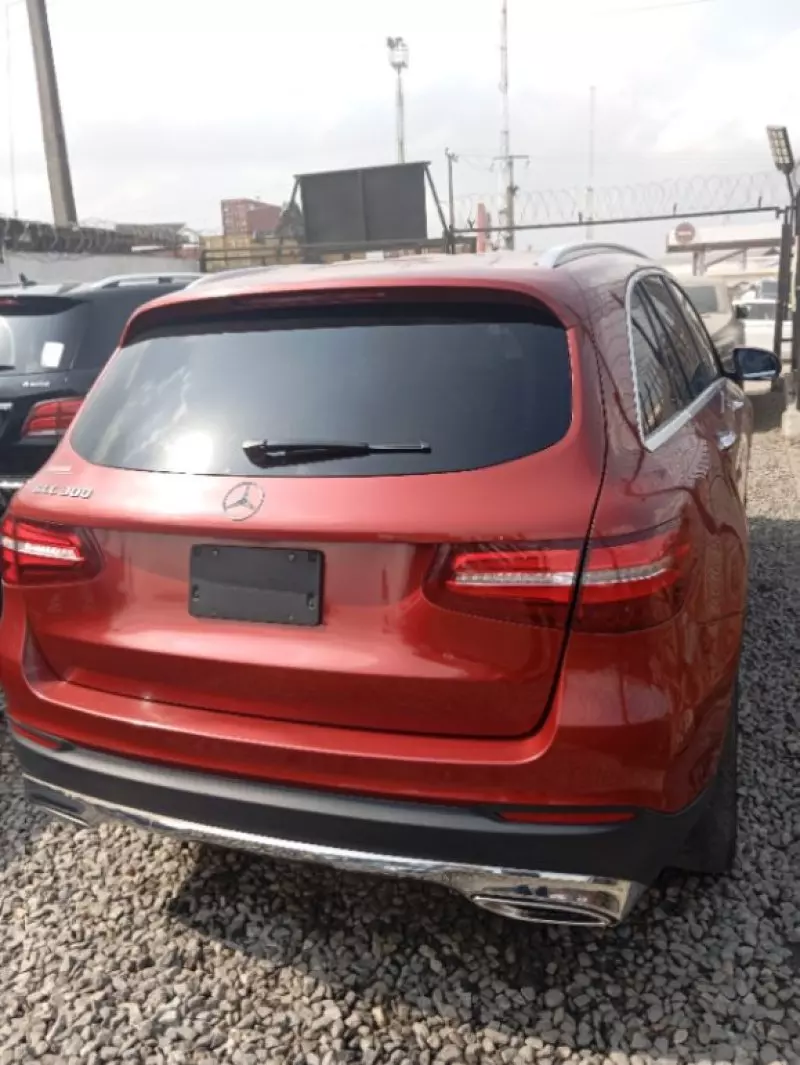 Mercedes-Benz GLC 300