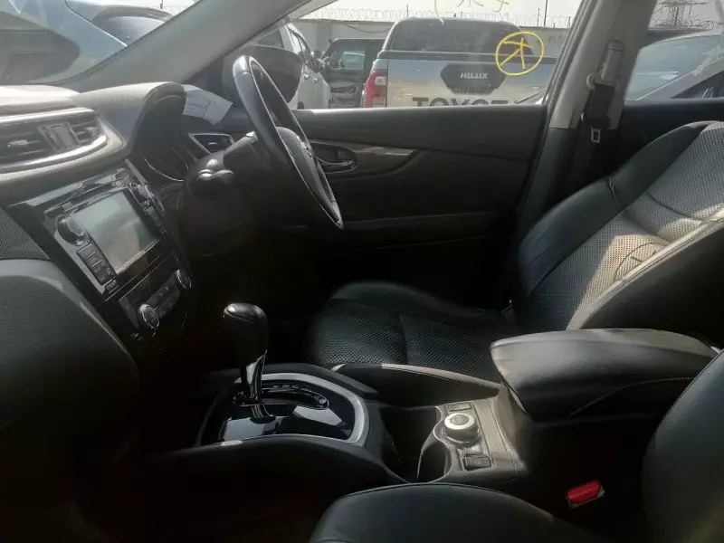 Nissan X-Trail   - 2016